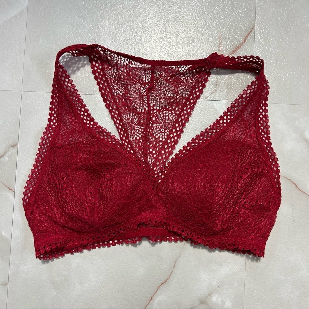 Victoria’s Secret Red Lace Bralette Bra Size Small